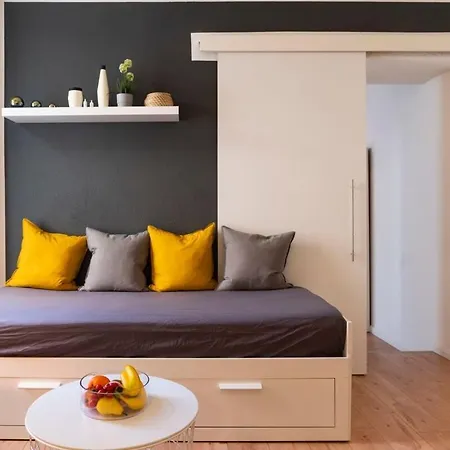 2 Bedroom In Great Location In Kreuzberg Berlin Exterior foto